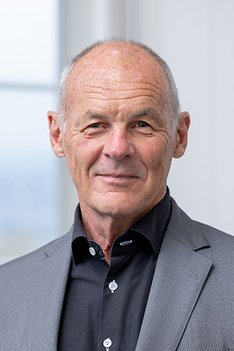 Dr. Renzo Simoni